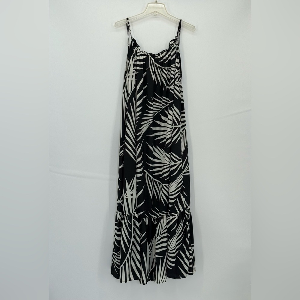 True Destinations Black & White Palm Leaf Print Size Large Maxi Dress - Picture 9 of 9